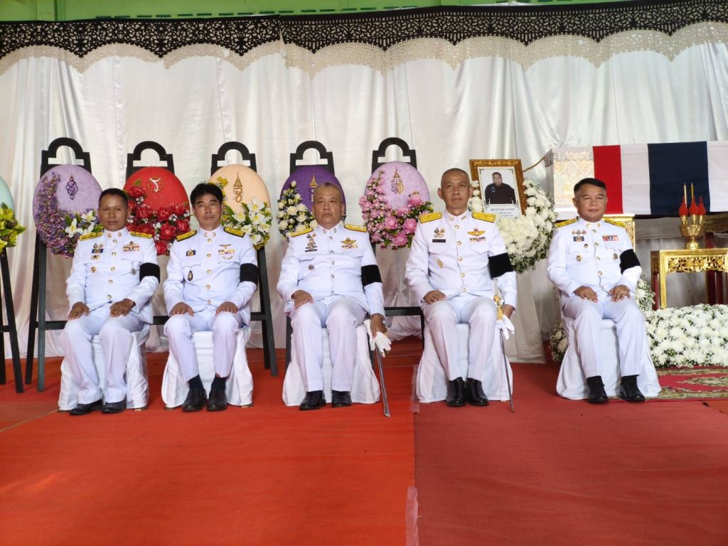 สุรินทร์- “ผู้ว่าราชการจังหวัดสุรินทร์” เชิญพวงมาลาพระราชทาน สดุดี อส.ทพ.วิมล ผู้พลีชีพเพื่อแผ่นดิน